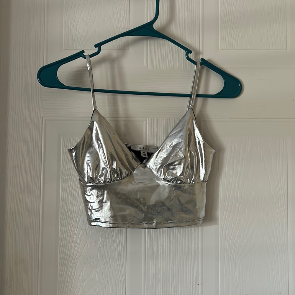 Metallic silver cropped tank